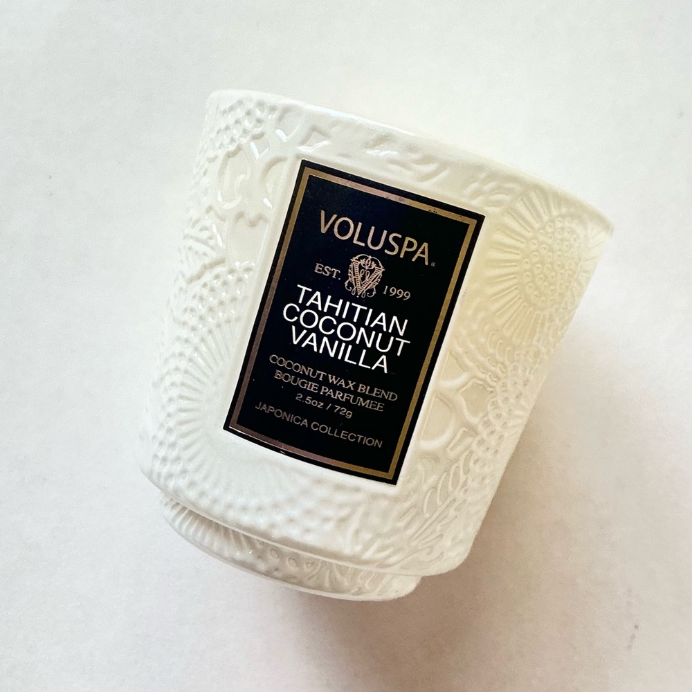 Voluspa Tahitian Coconut Vanilla Petite Pedestal Glass Candle